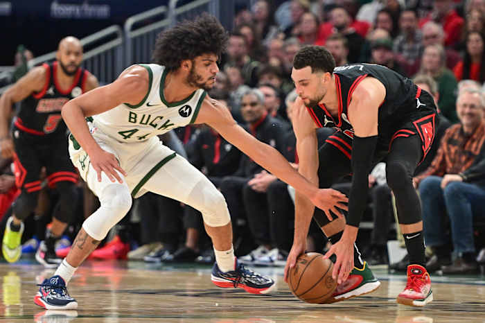 Chicago Bulls guard Zach LaVine (8) is guarded by Milwaukee Bucks guard Andre Jackson Jr. (44)